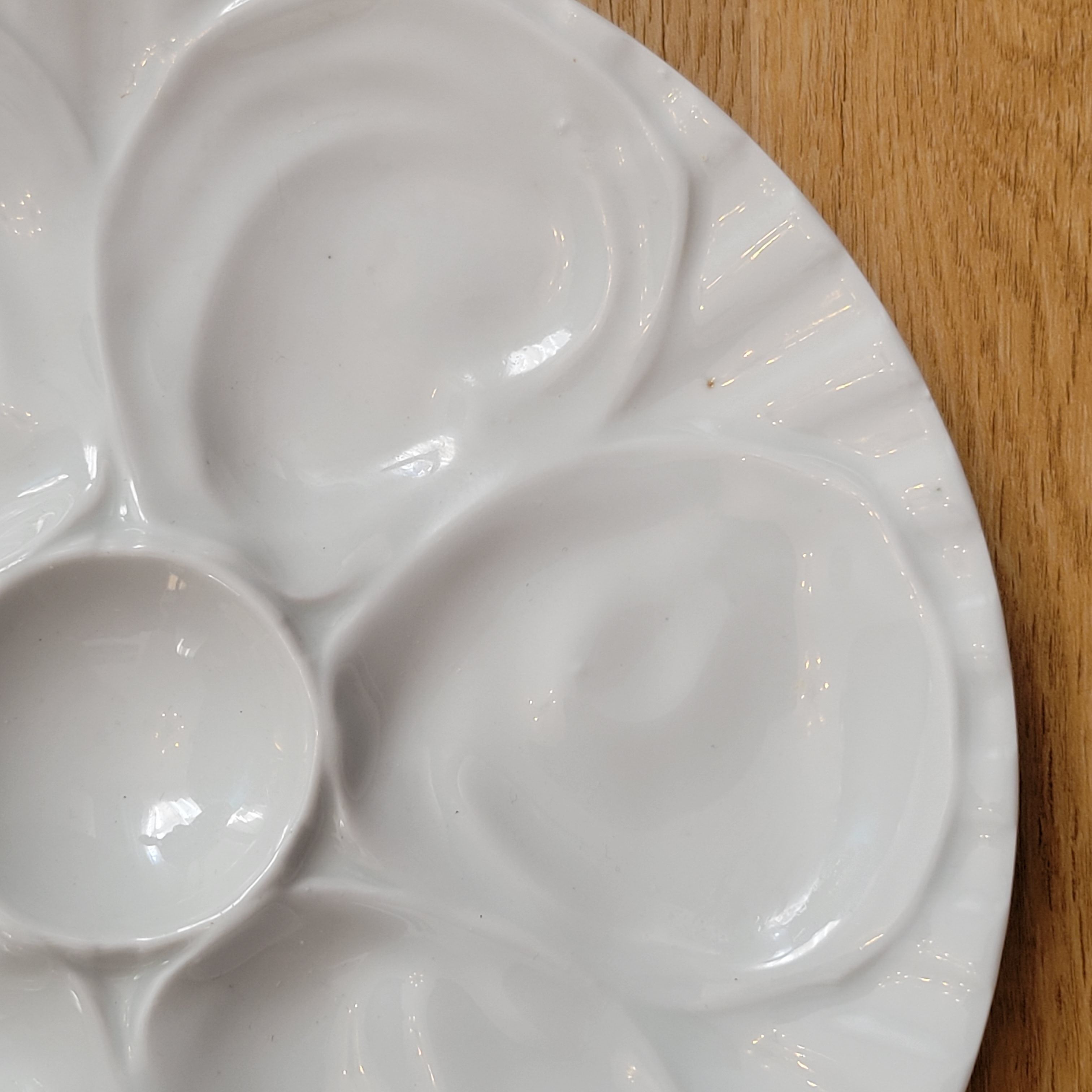 6 oyster plates in Pillivuyt porcelain