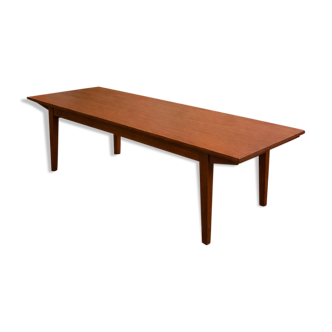 Scandinavian coffee table from the 60s-70s in solid wood – fully renovated.