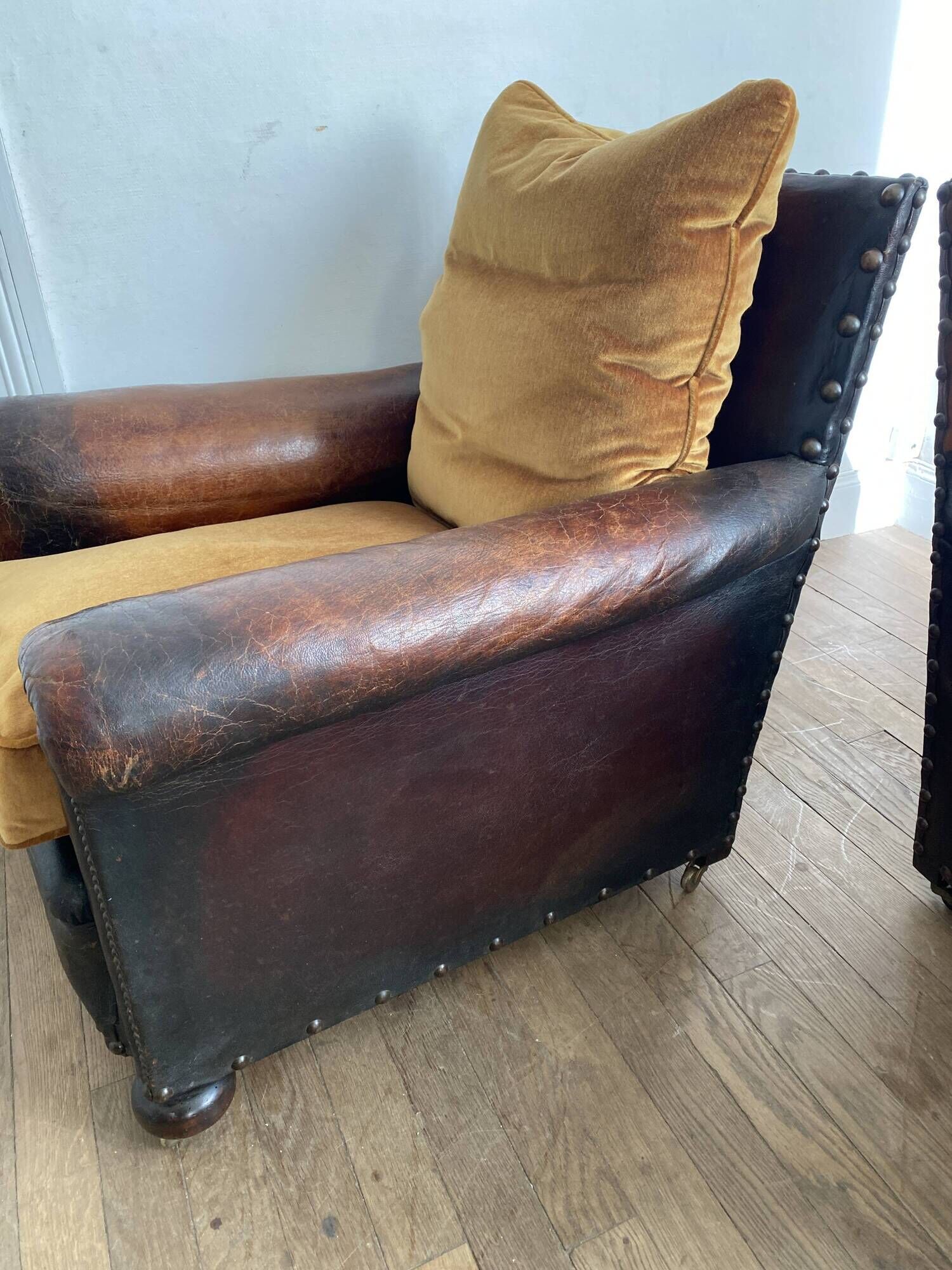 Pair of english leather club armchairs 1930 30 art deco