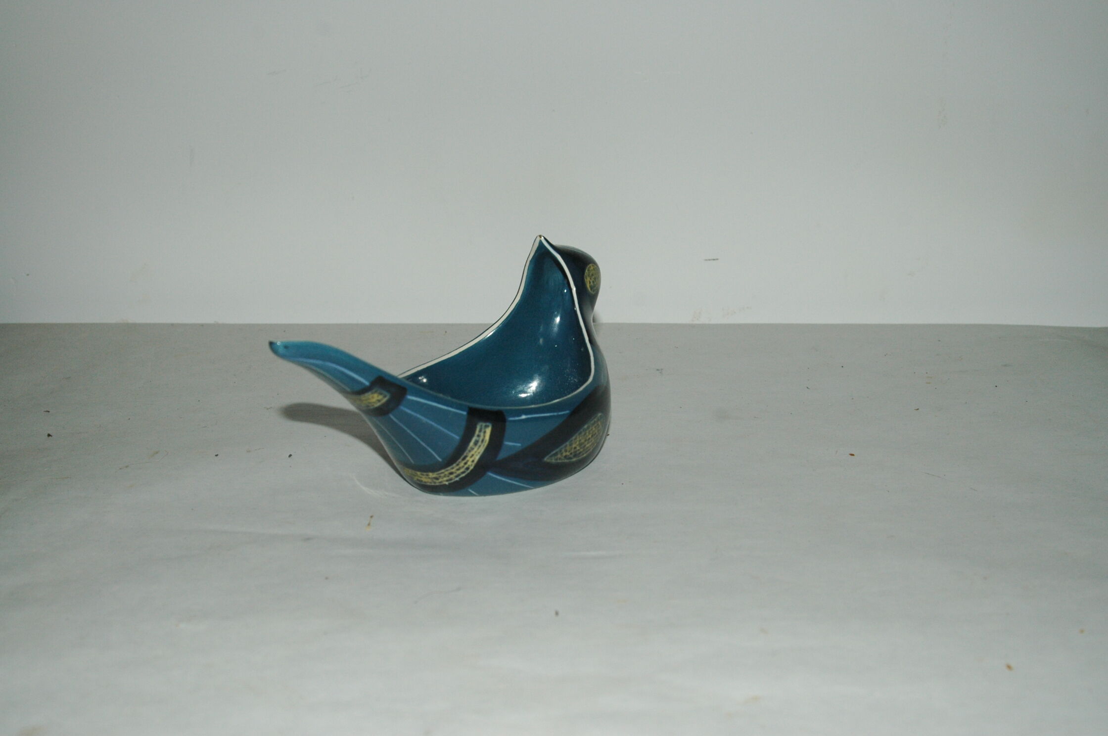 Ceramic zoomorphic cup Anita Nylund for Jie Gantofta Sweden