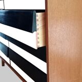 1950s black and white trend buffet