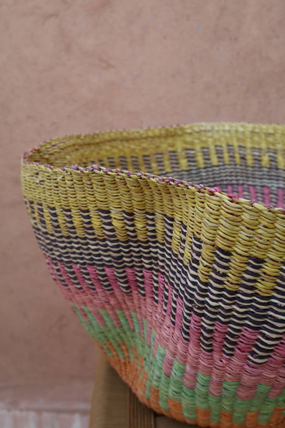 Panier Bolga Décoratif - Suspension artisanale colorée