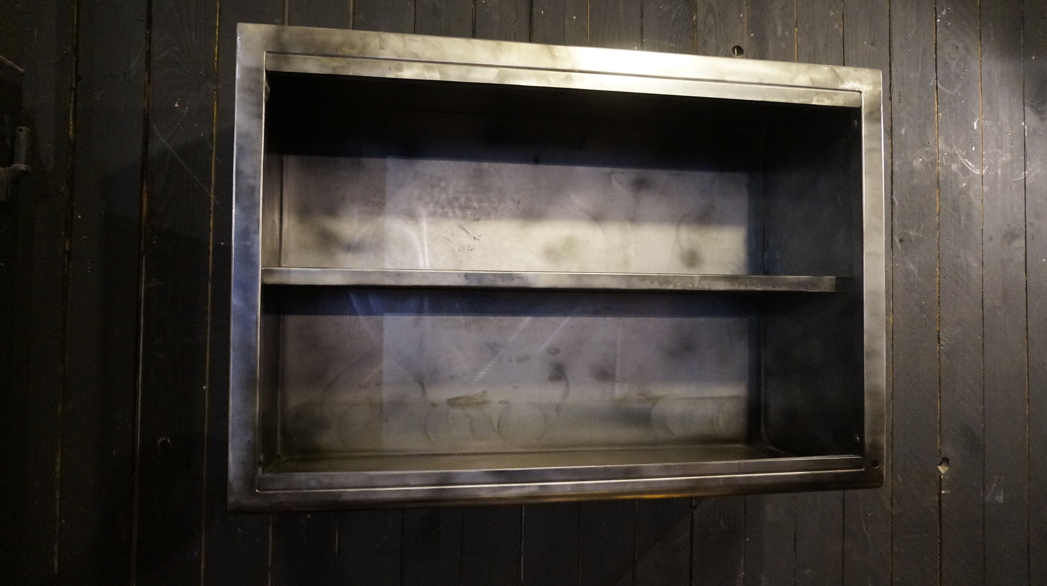 Wall shelf