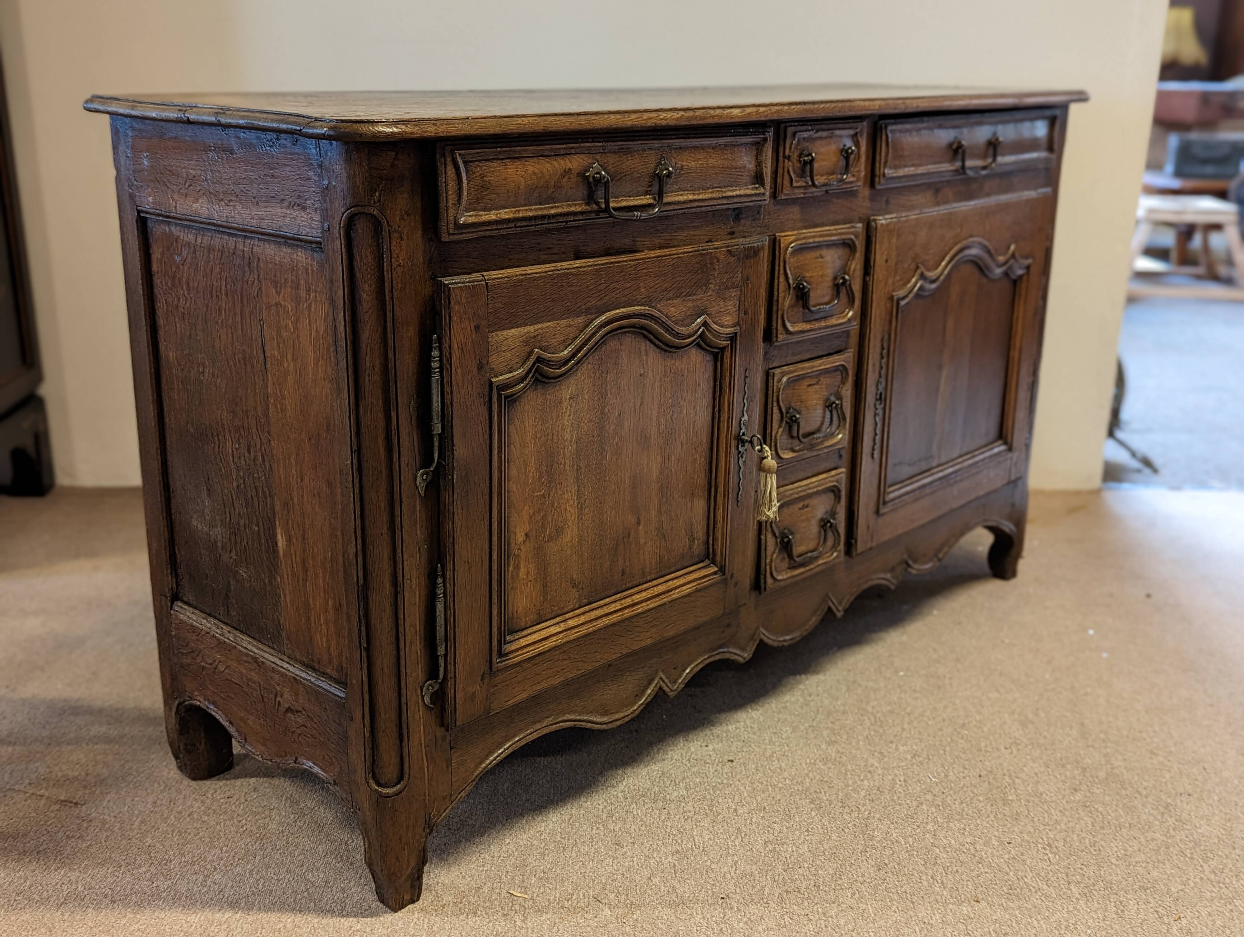 Buffet époque Louis XV