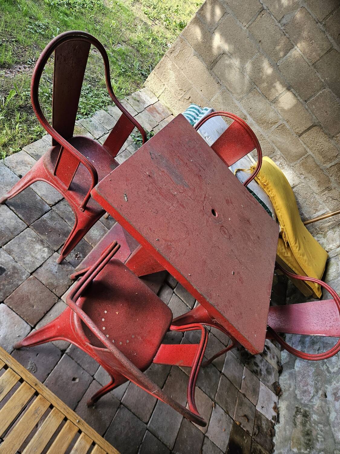 Tolix Table