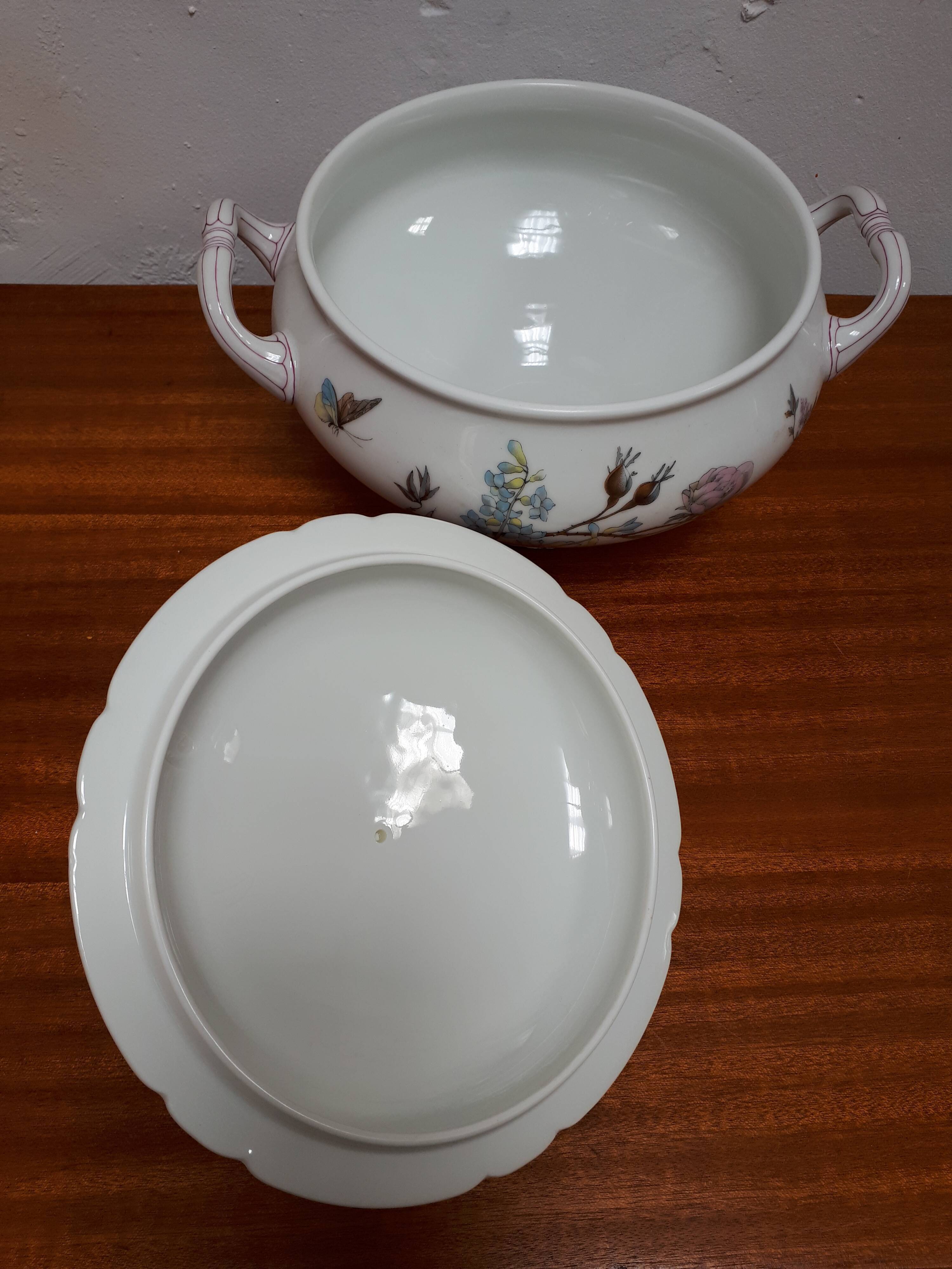 Vegetable soup tubeware XIX th flowers Grand Dépot Drouot