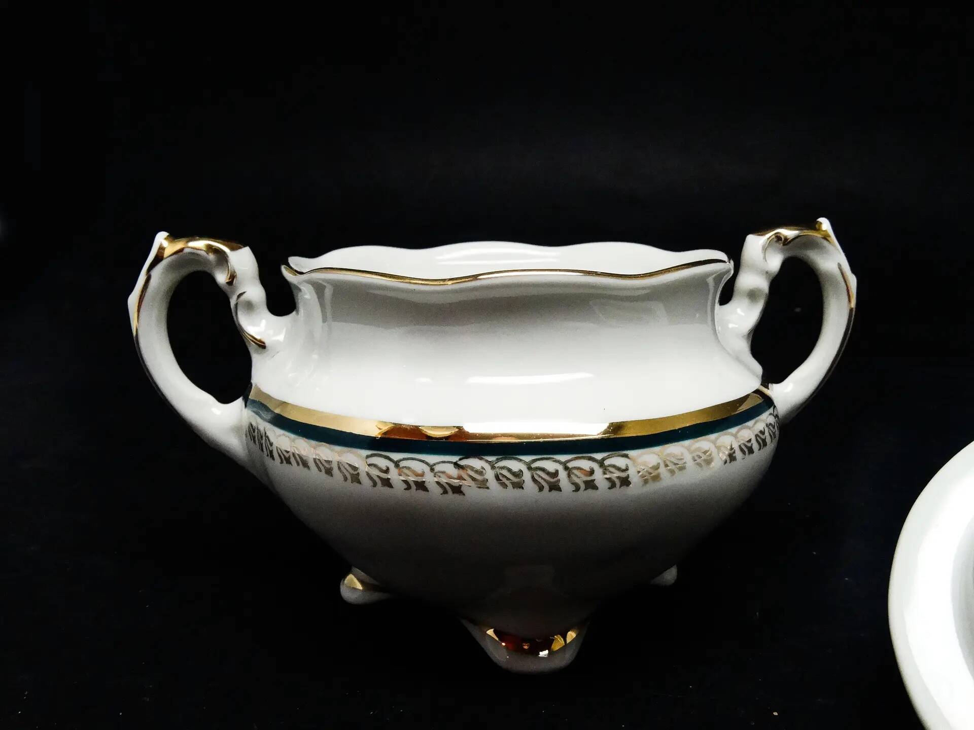 Rococo sugar bowl, porcelain, Poland, 1970s