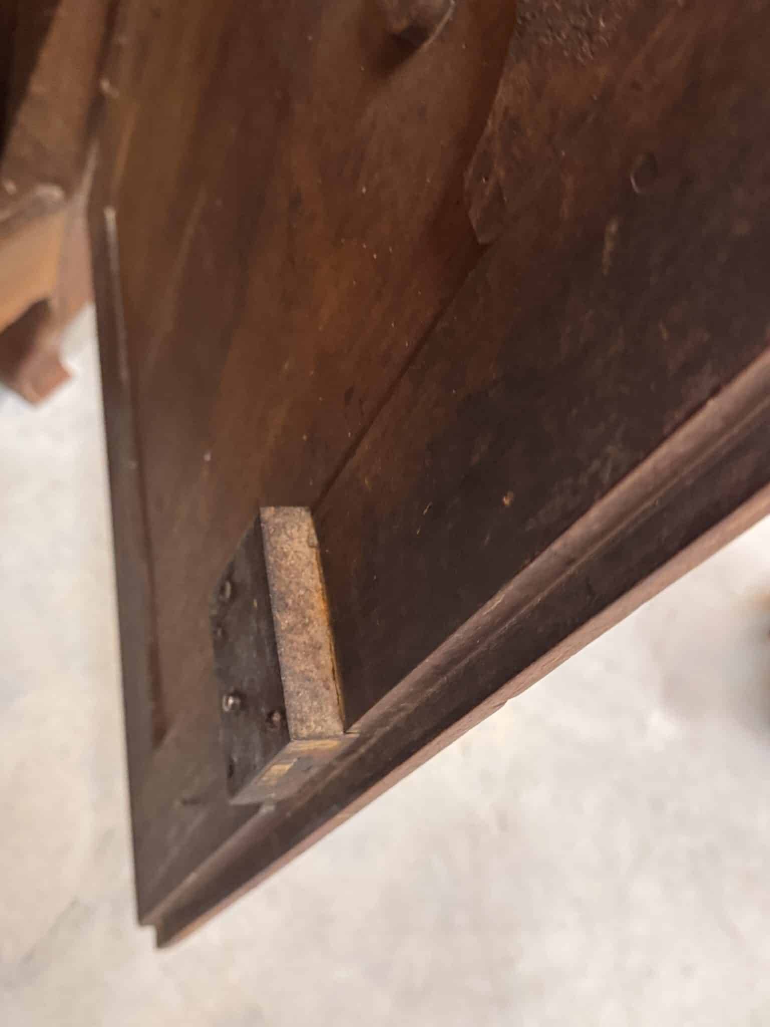 Antique solid wood sideboard – Louis XV style