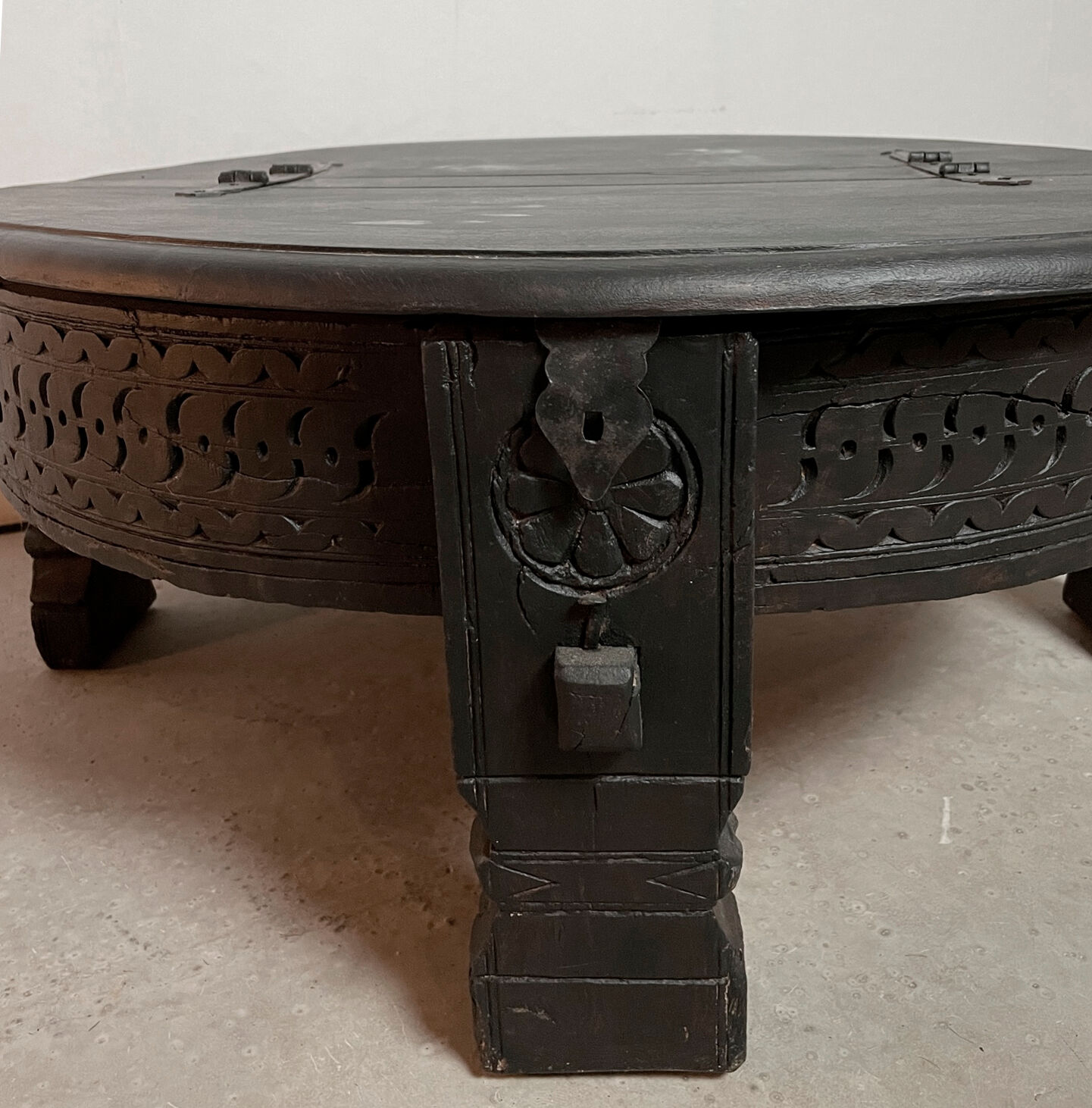 Table basse indienne