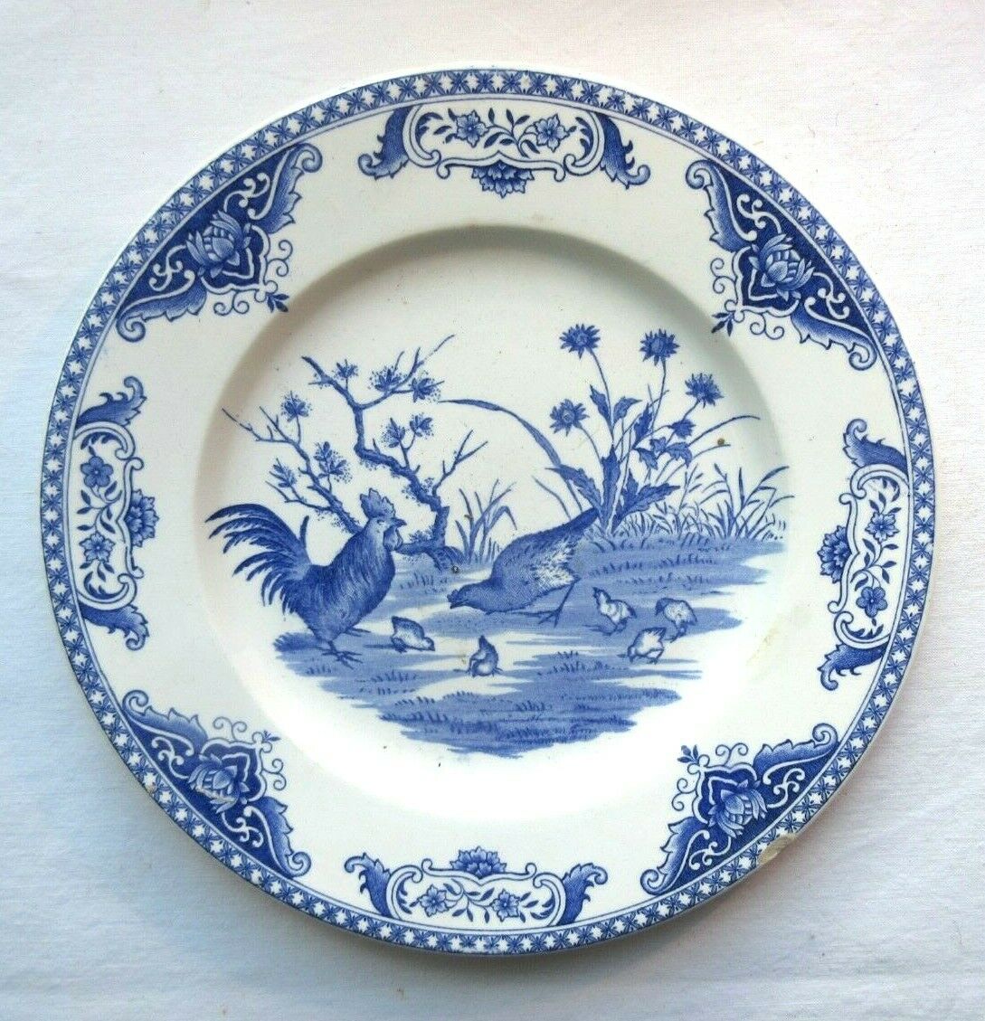 Gien art nouveau plate, blue décor, night animals