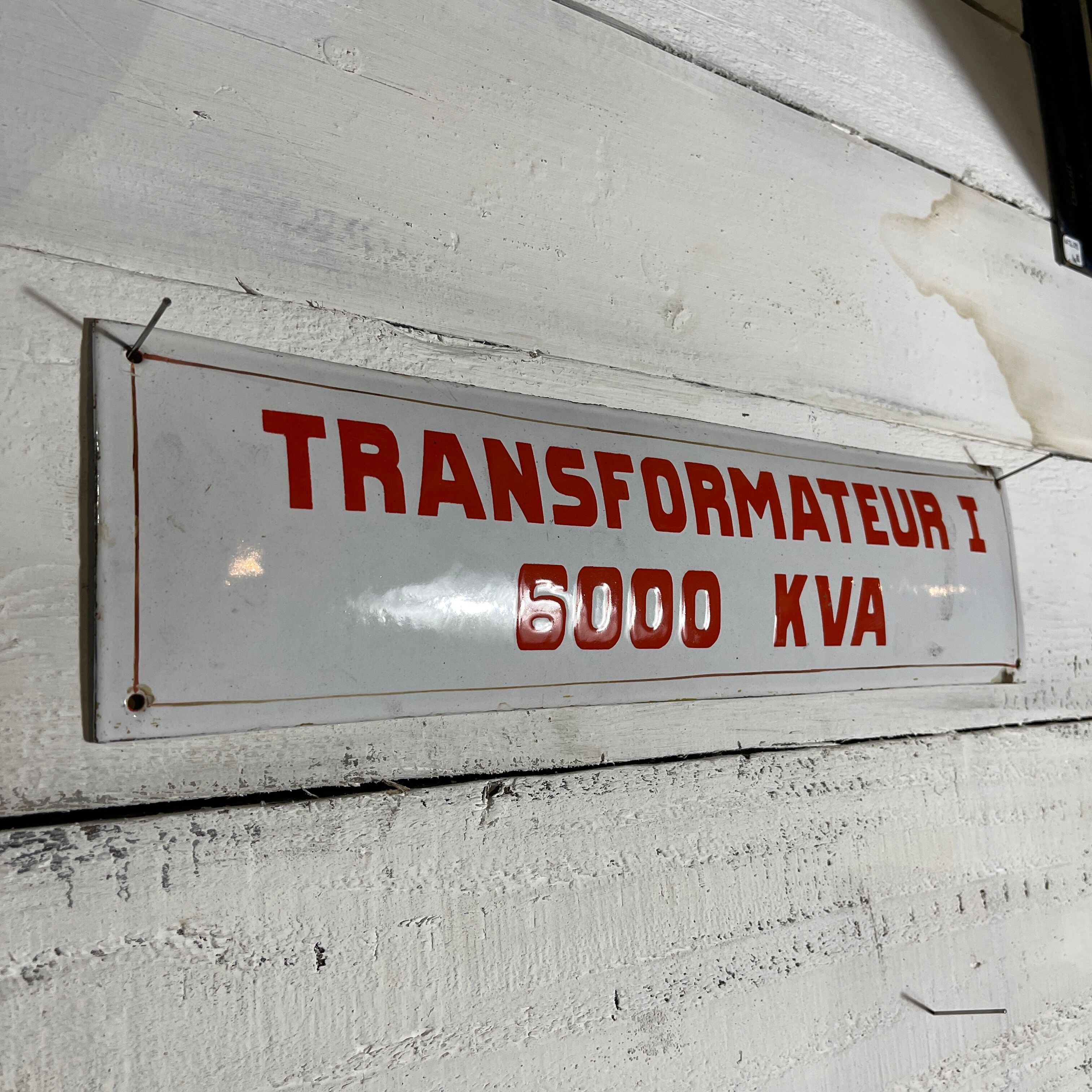 Plaque émaillée bombée transformateur i 6000 kva