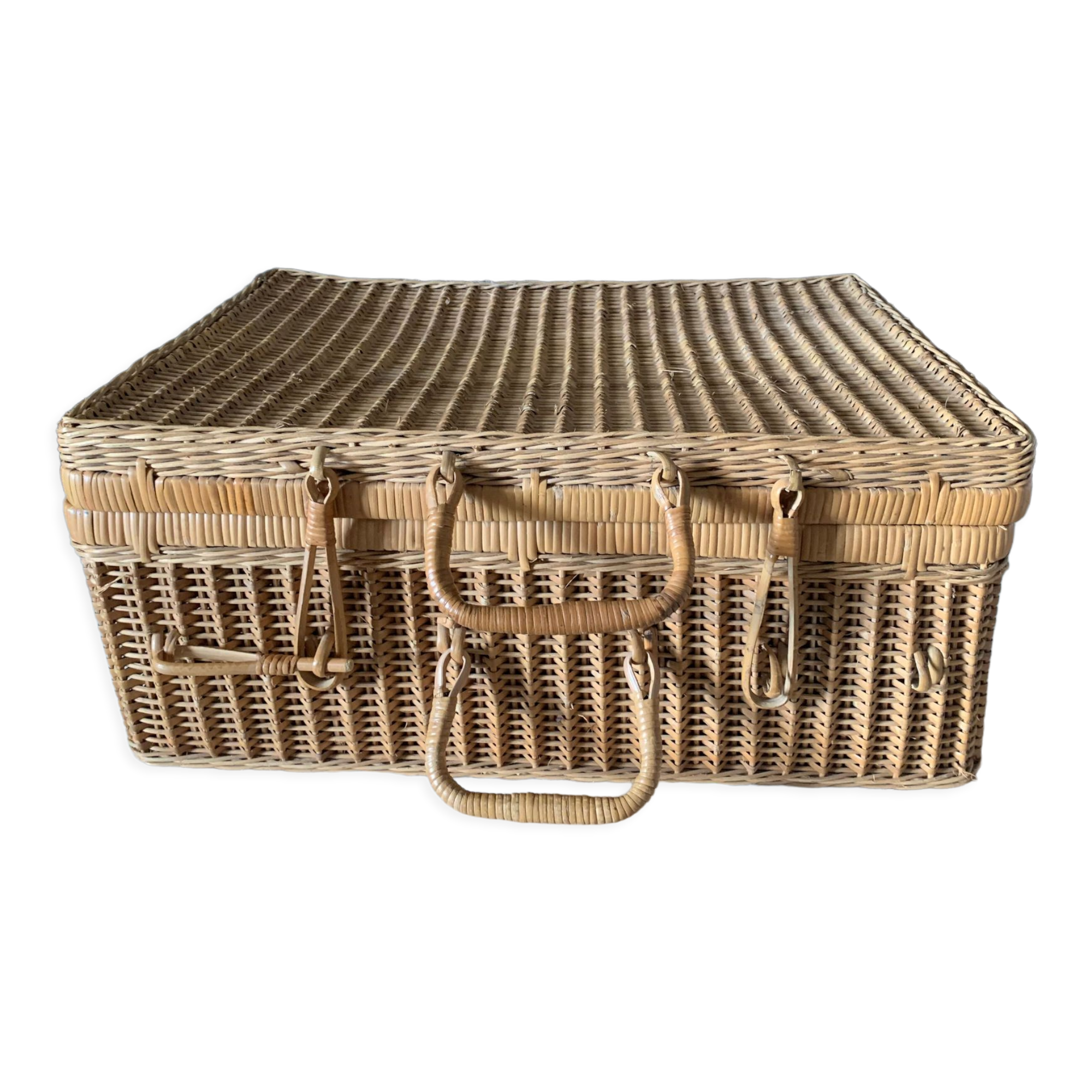 Wicker suitcase