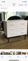 Commode rose rénovée