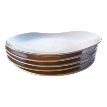 Stoneware plates
