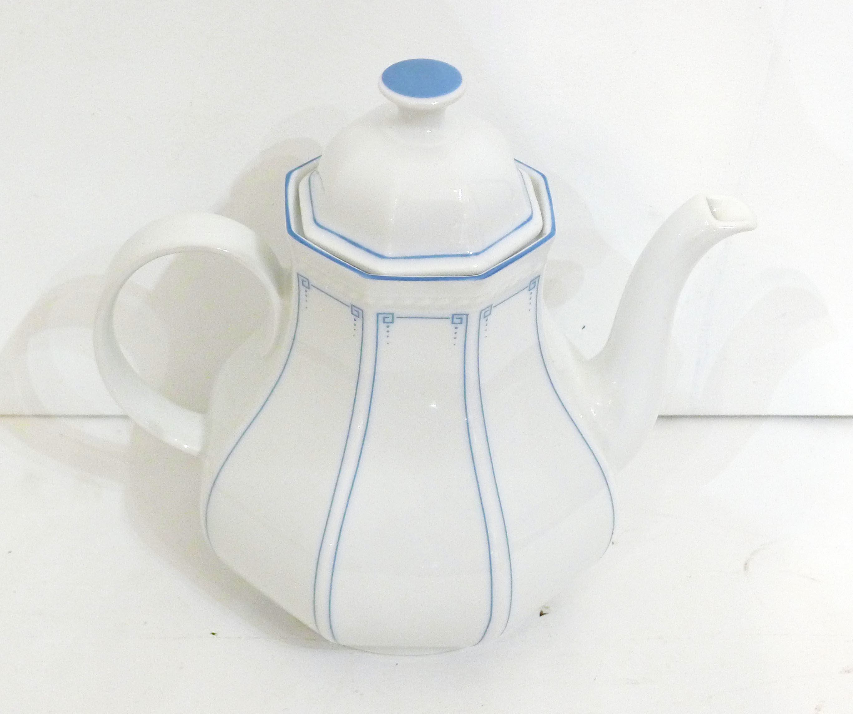 Porcelain teapot Schirnding Bavaria miXXth