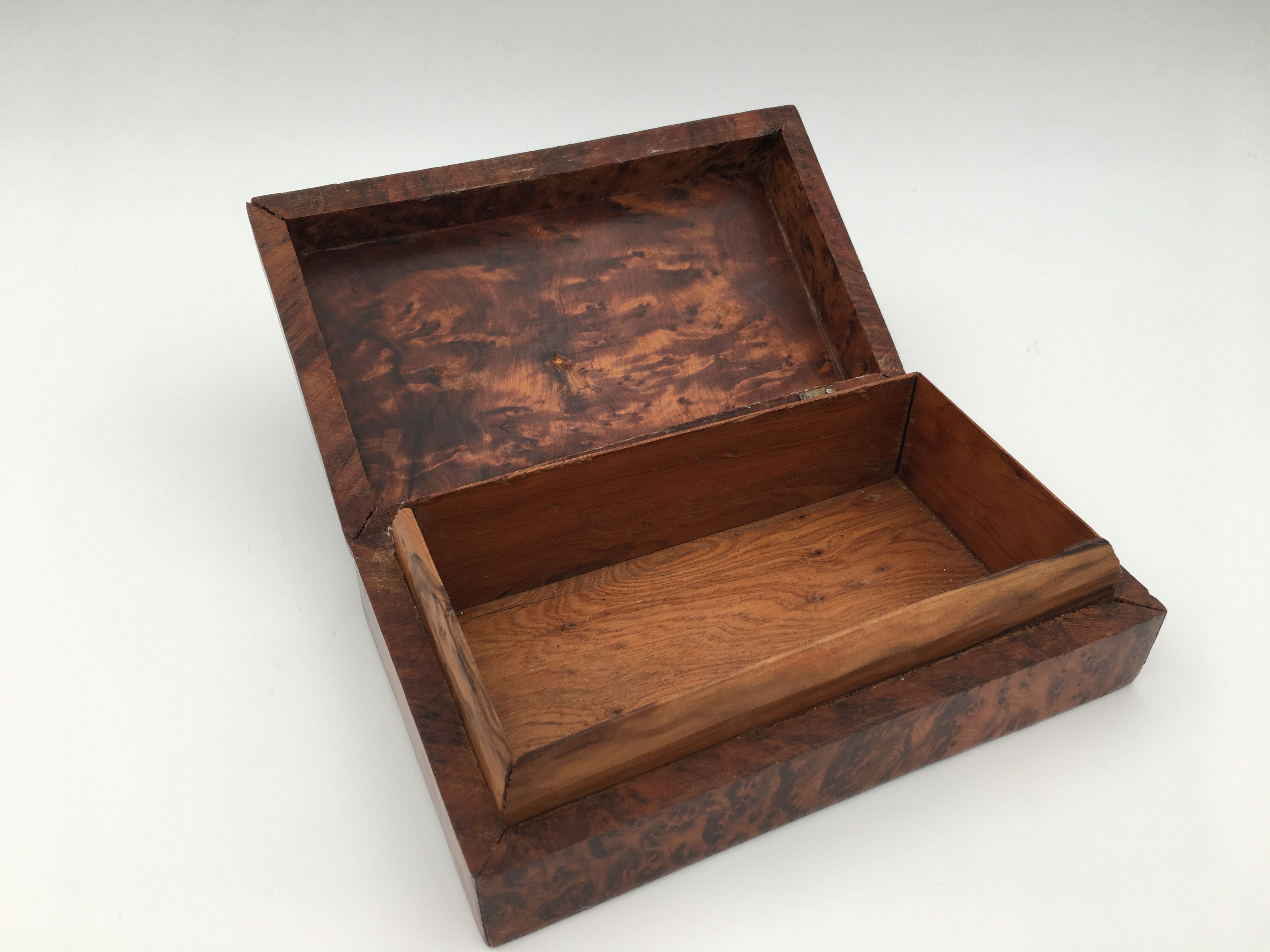 Ancient box, walnut magnifying glass box, early 20th century