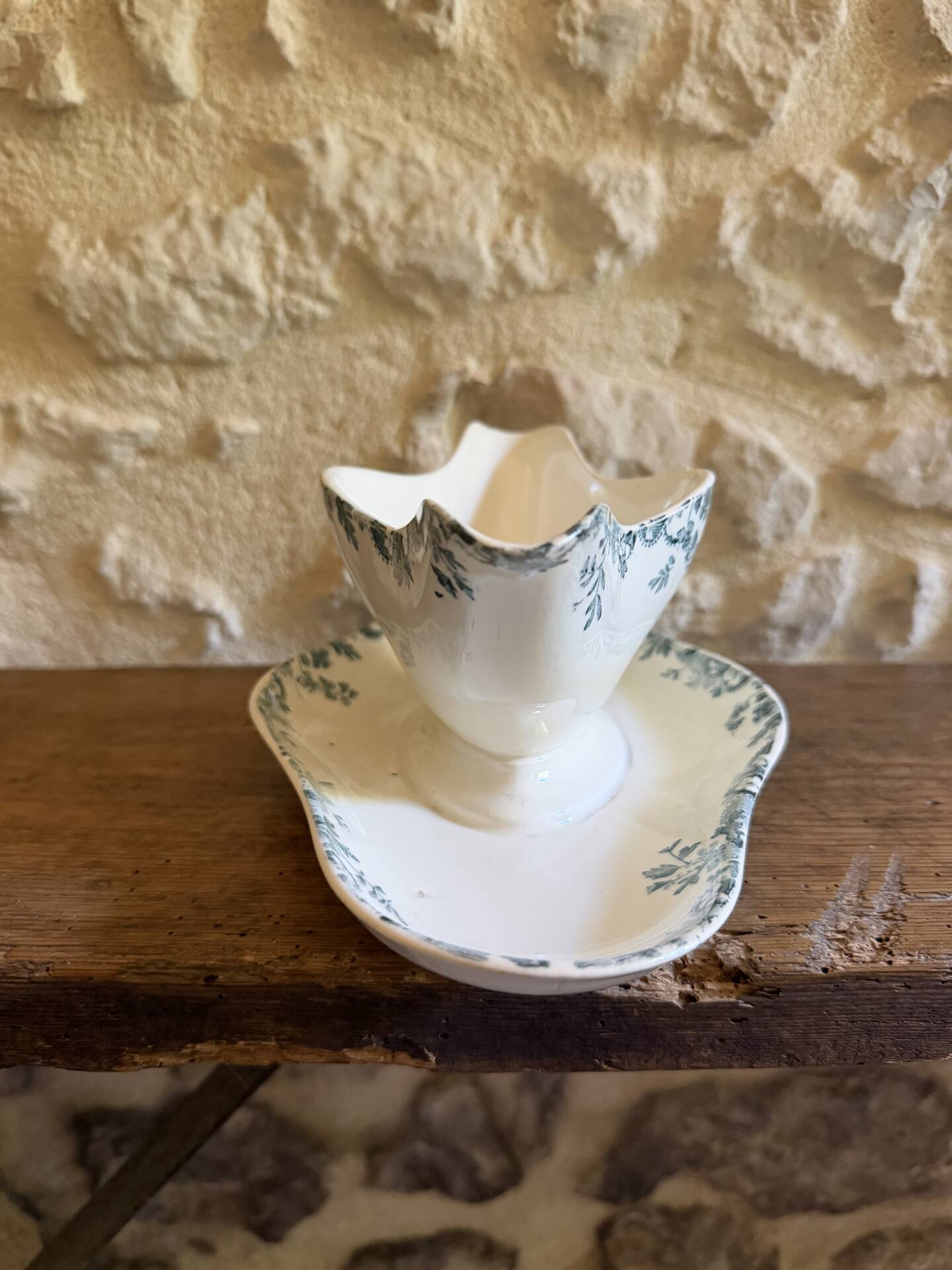 Longwy sauce boat model Hanoi in earthenware