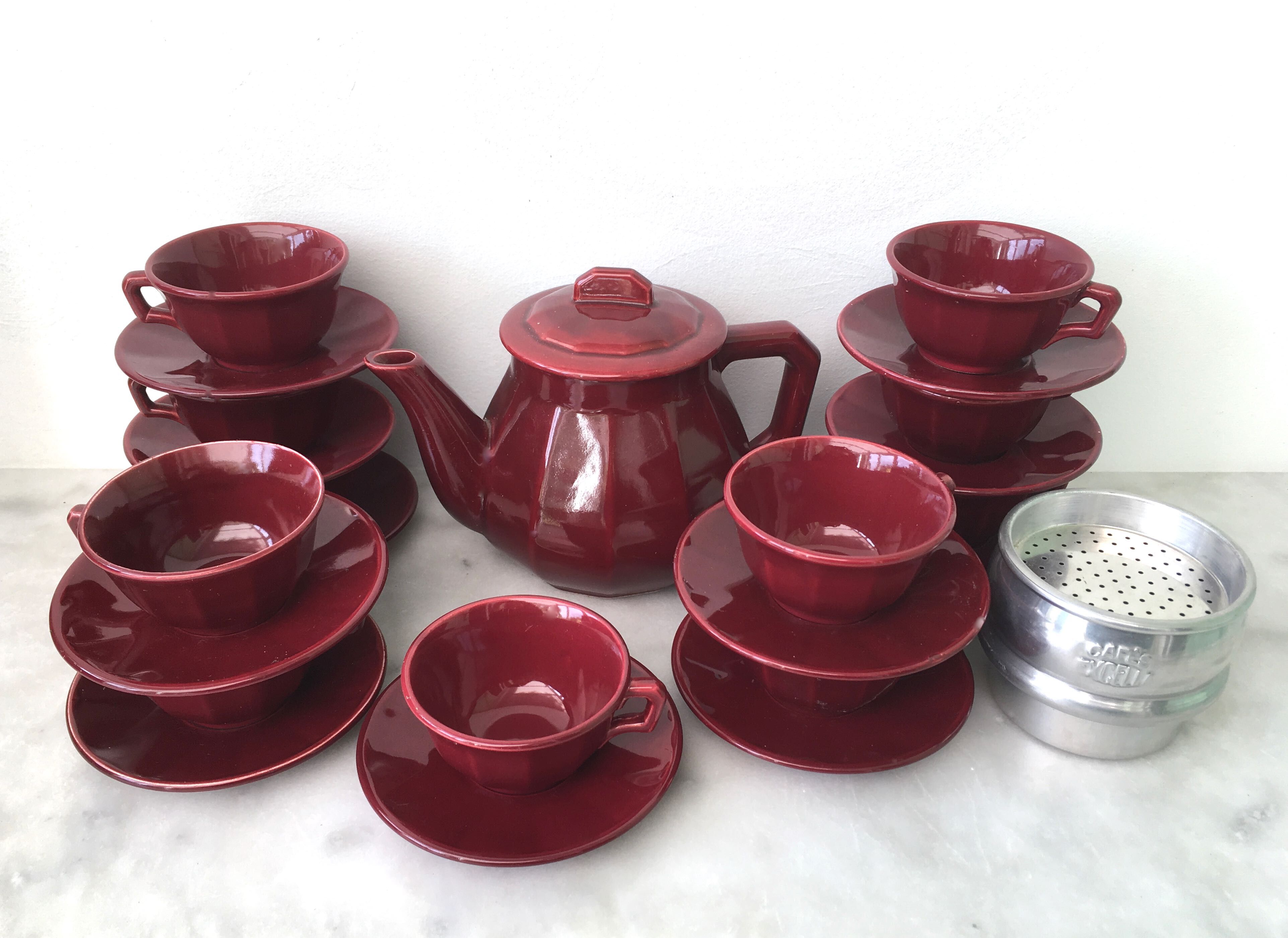 Set 12 coffee cups and vintage coffee maker