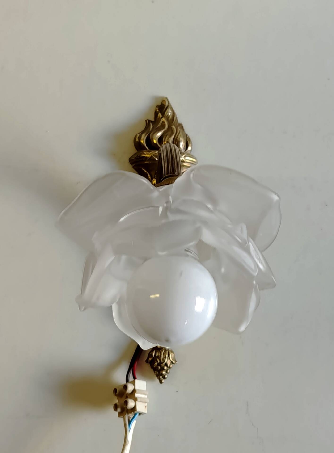 Art Nouveau wall light in bronze and glass paste - early 20th century