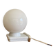 Applique murale ancienne globe en verre et structure en plastique