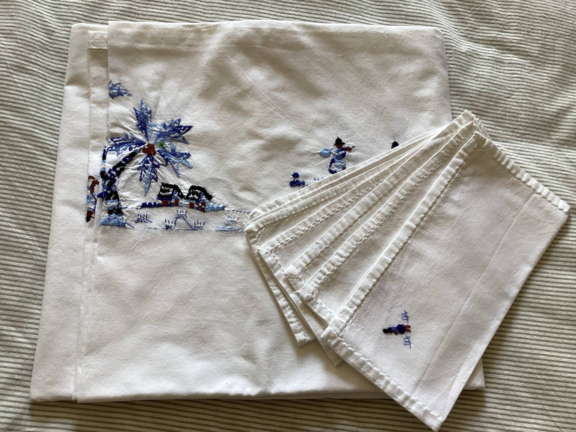 Large Malagasy artisan tablecloth