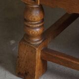 Sculptural 2-seater canapé in oak and wool, Danish "Skønvirke" style, 1920s.