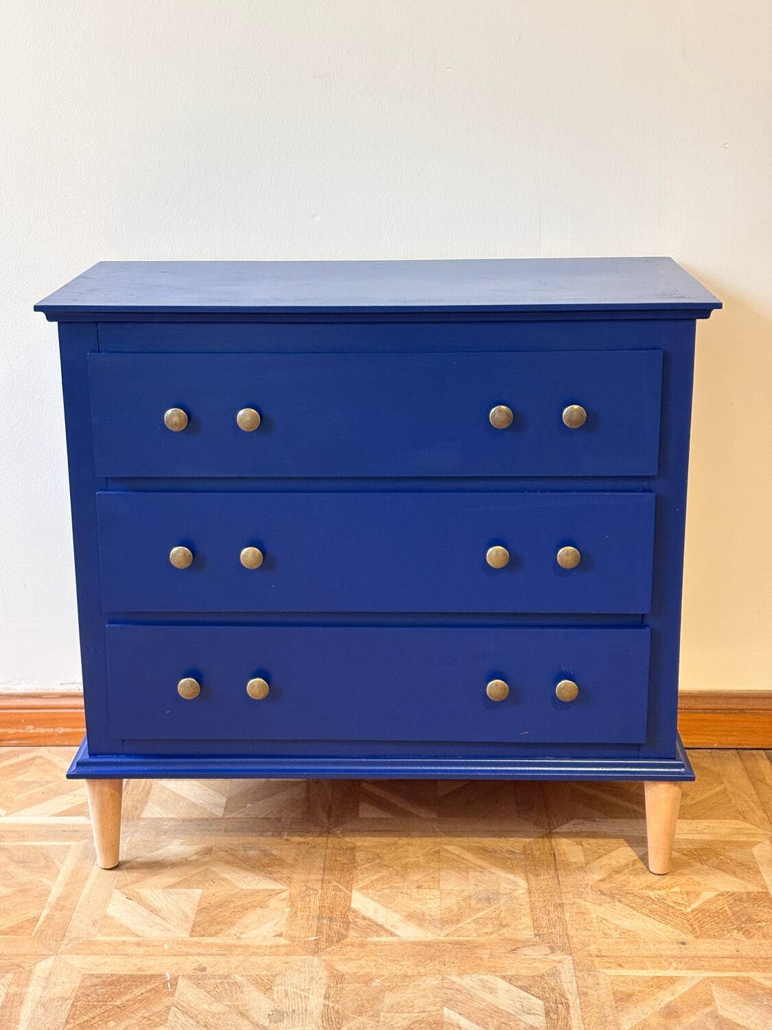 Night blue chest of drawers