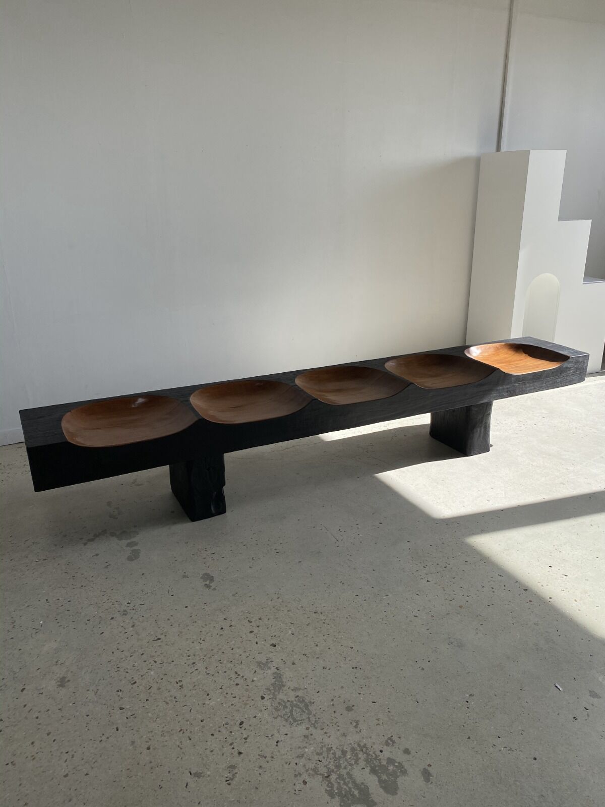 Huge 5-seater bench in two-tone solid wood