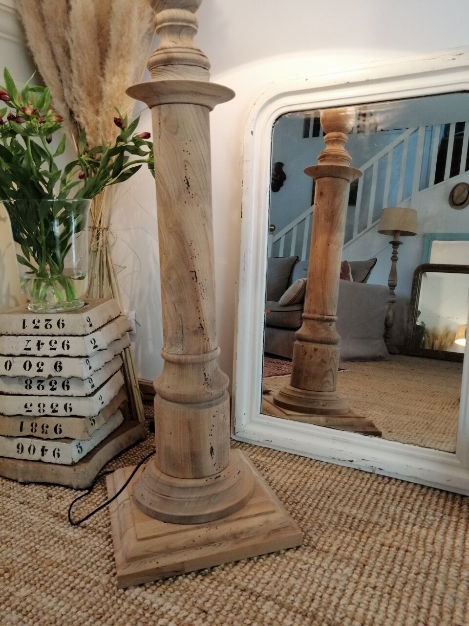 Vintage wooden floor lamp revisited