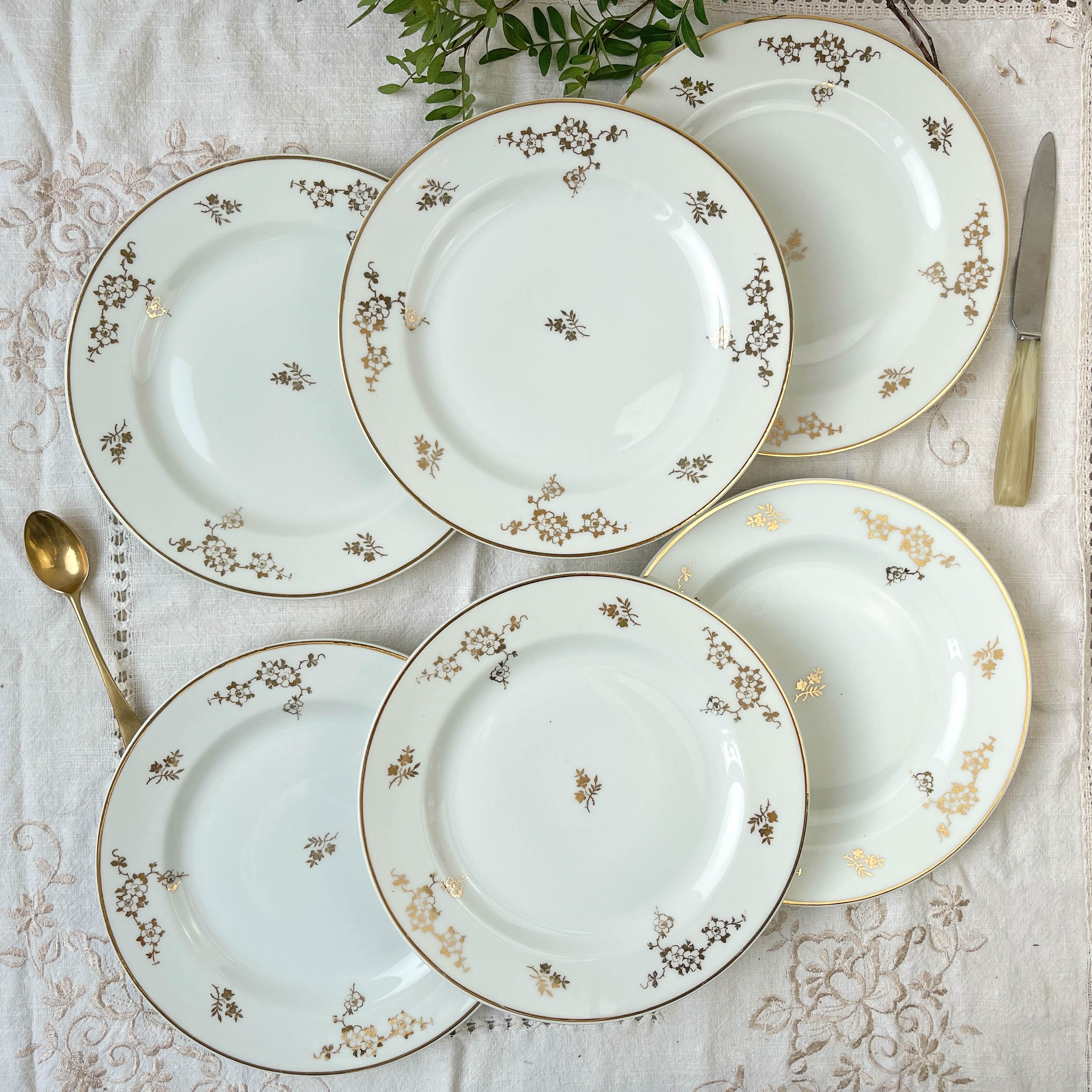 6 assiettes porcelaine Limoges blanche dorée