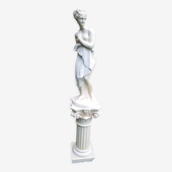 Statue femme vénus italica par canova