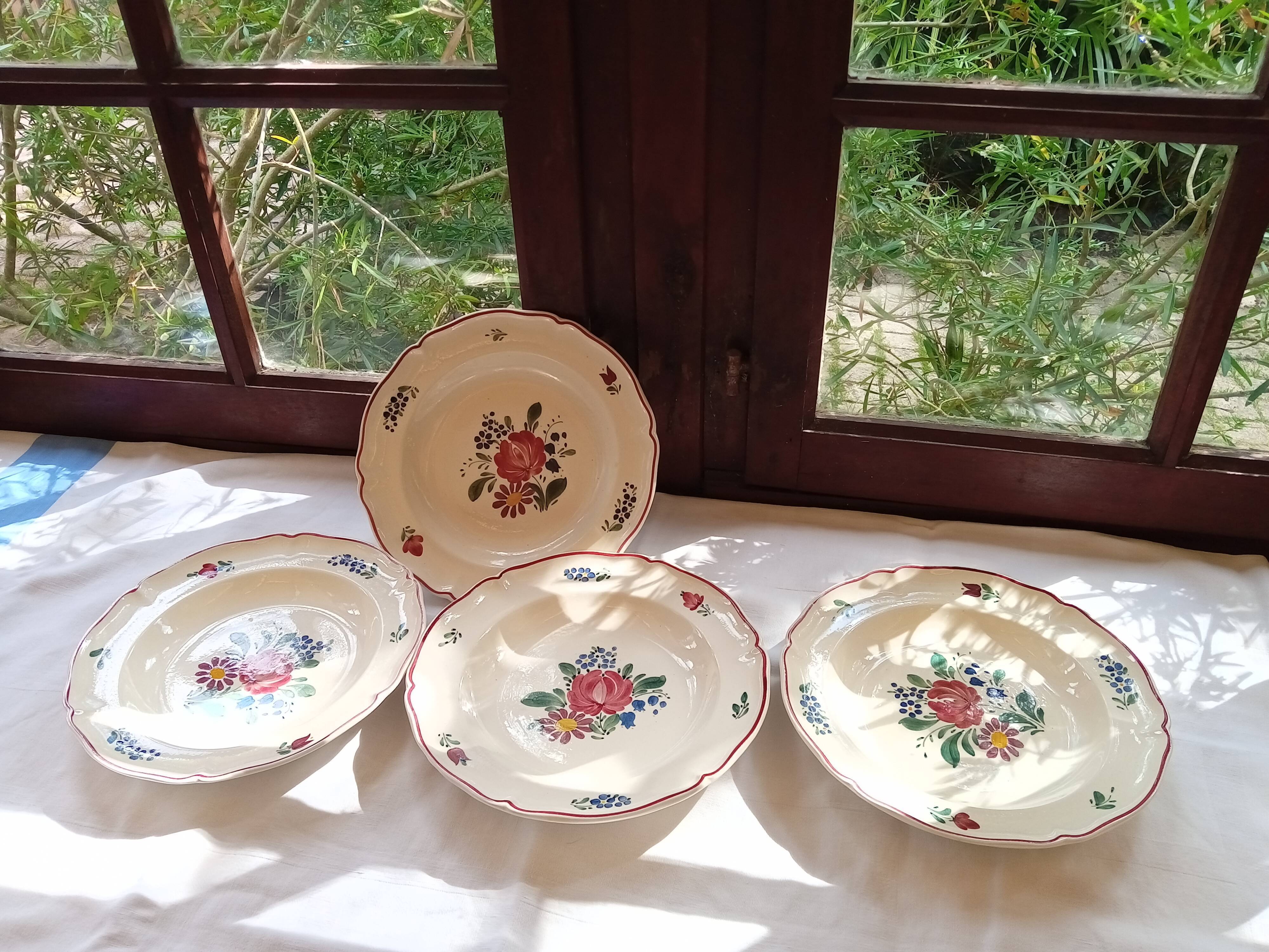 4 hollow plates Villeroy & Boch