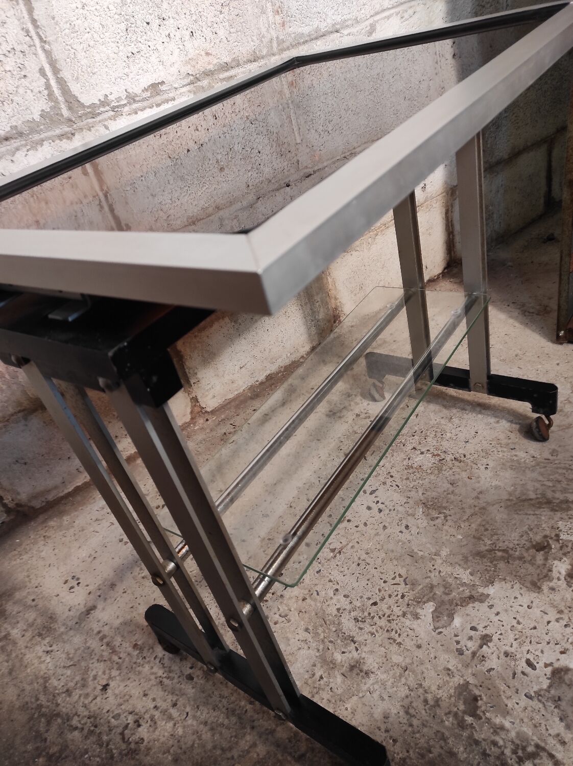 1970 glass and metal service