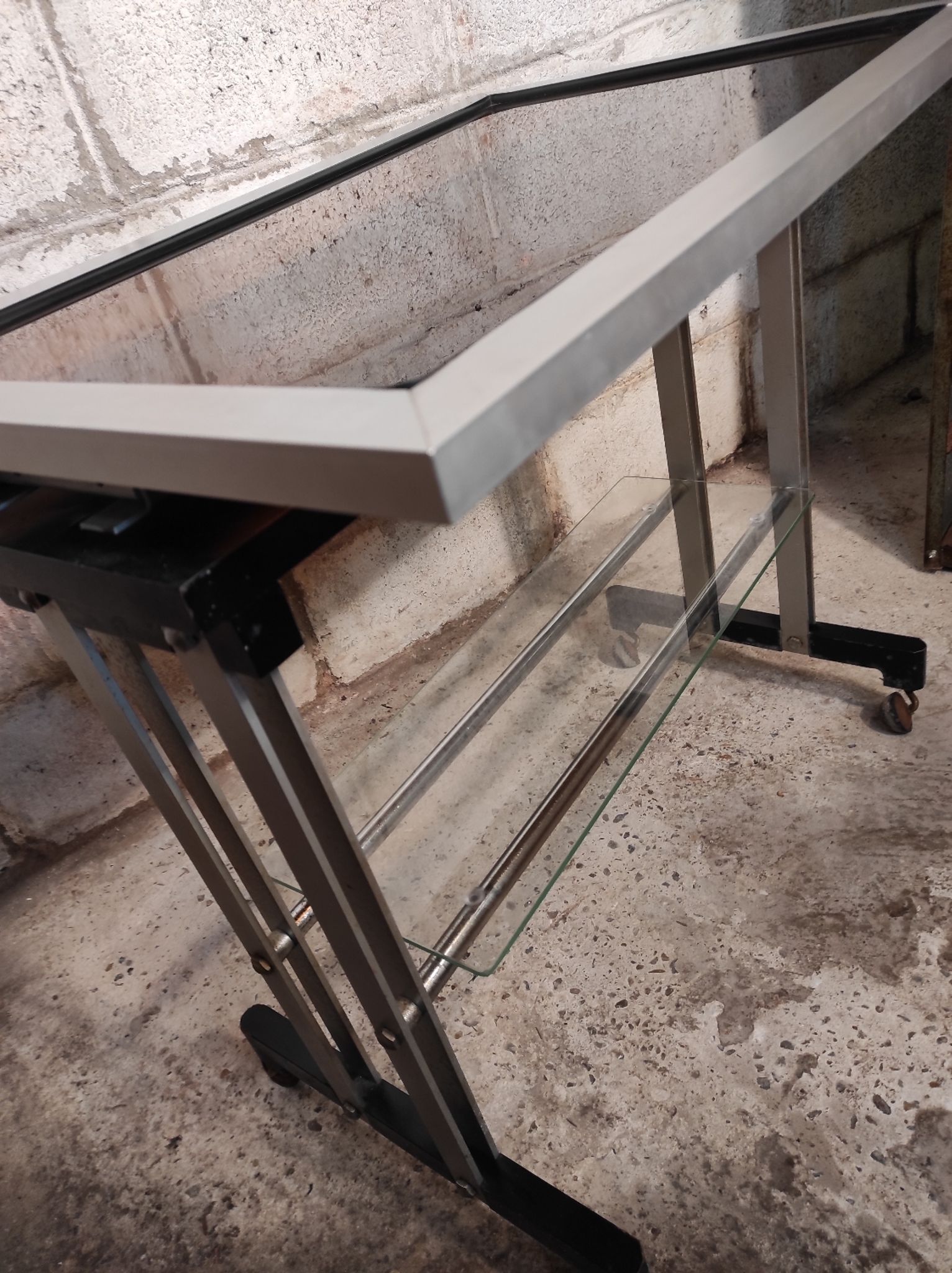 1970 glass and metal service