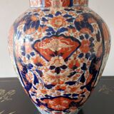 Large Imari style vase