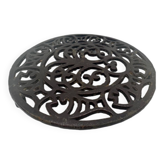 Round trivet