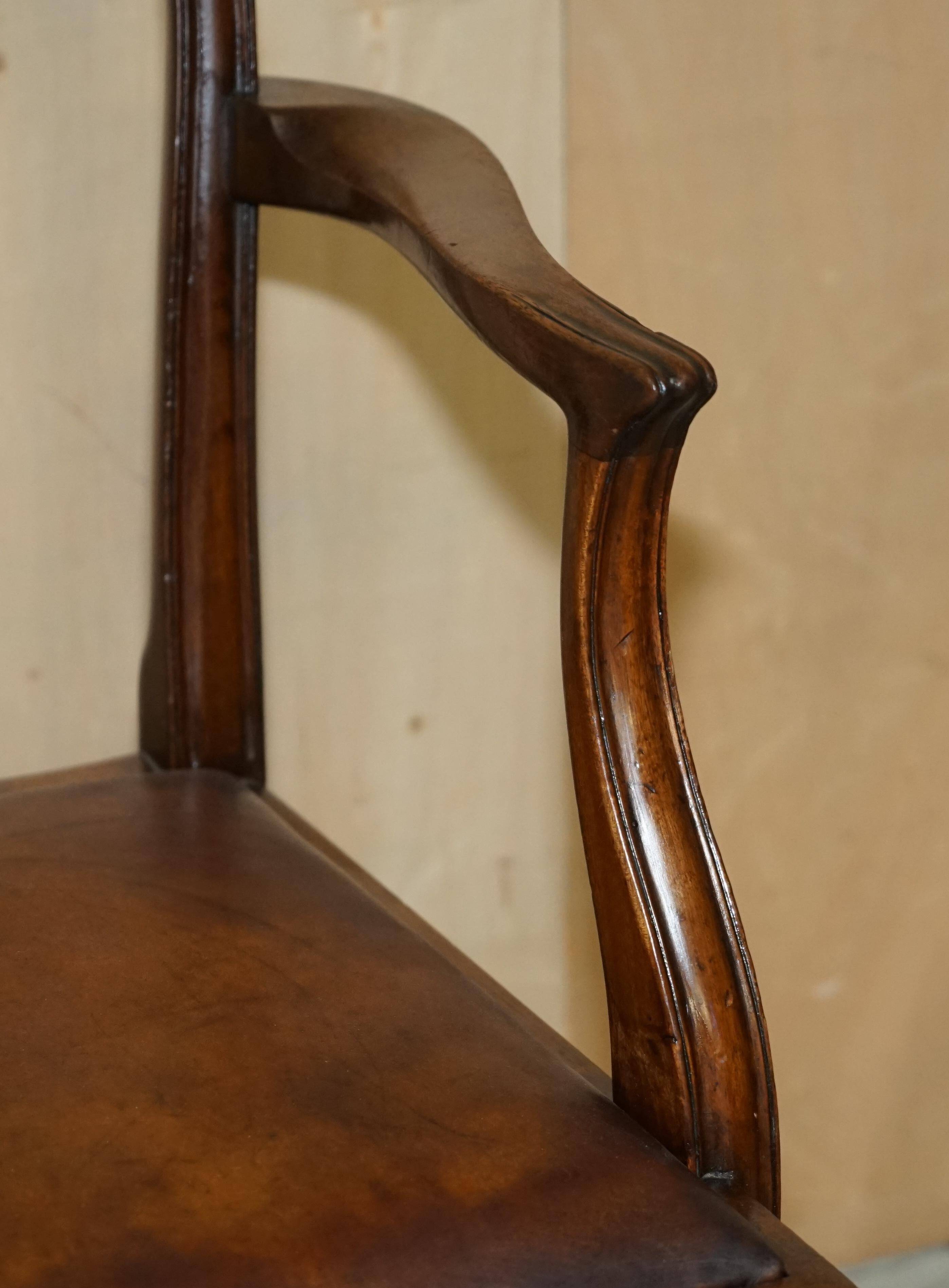Chaise de capitaine antique George Hepplewhite 1880 cuir