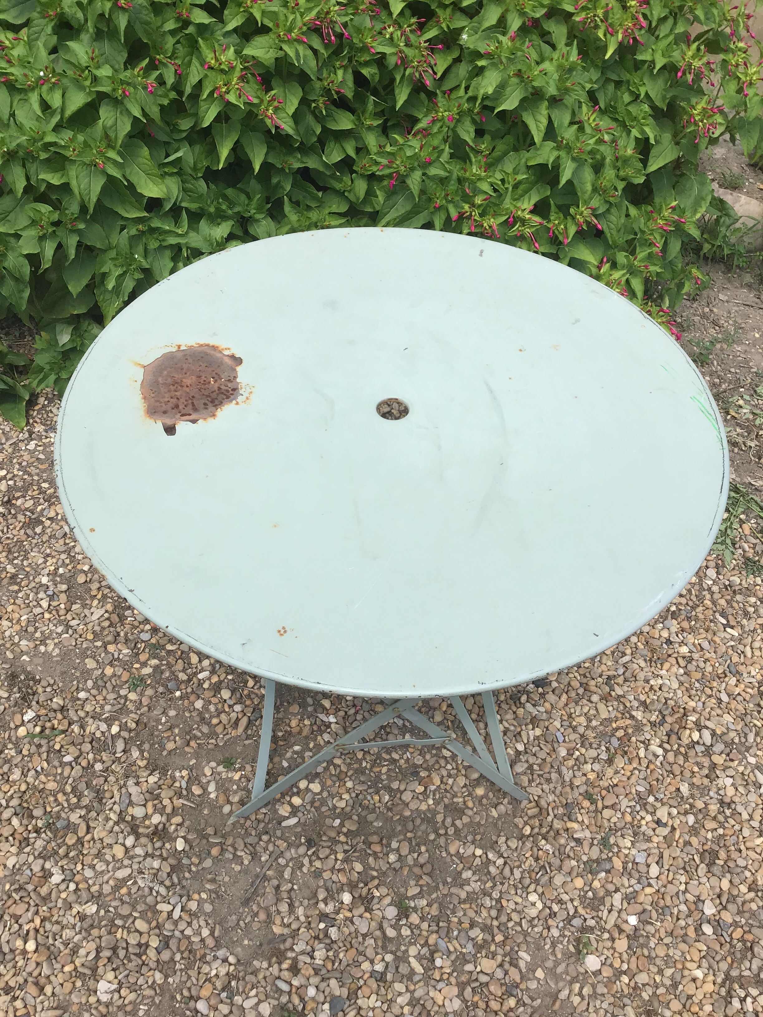 Garden table