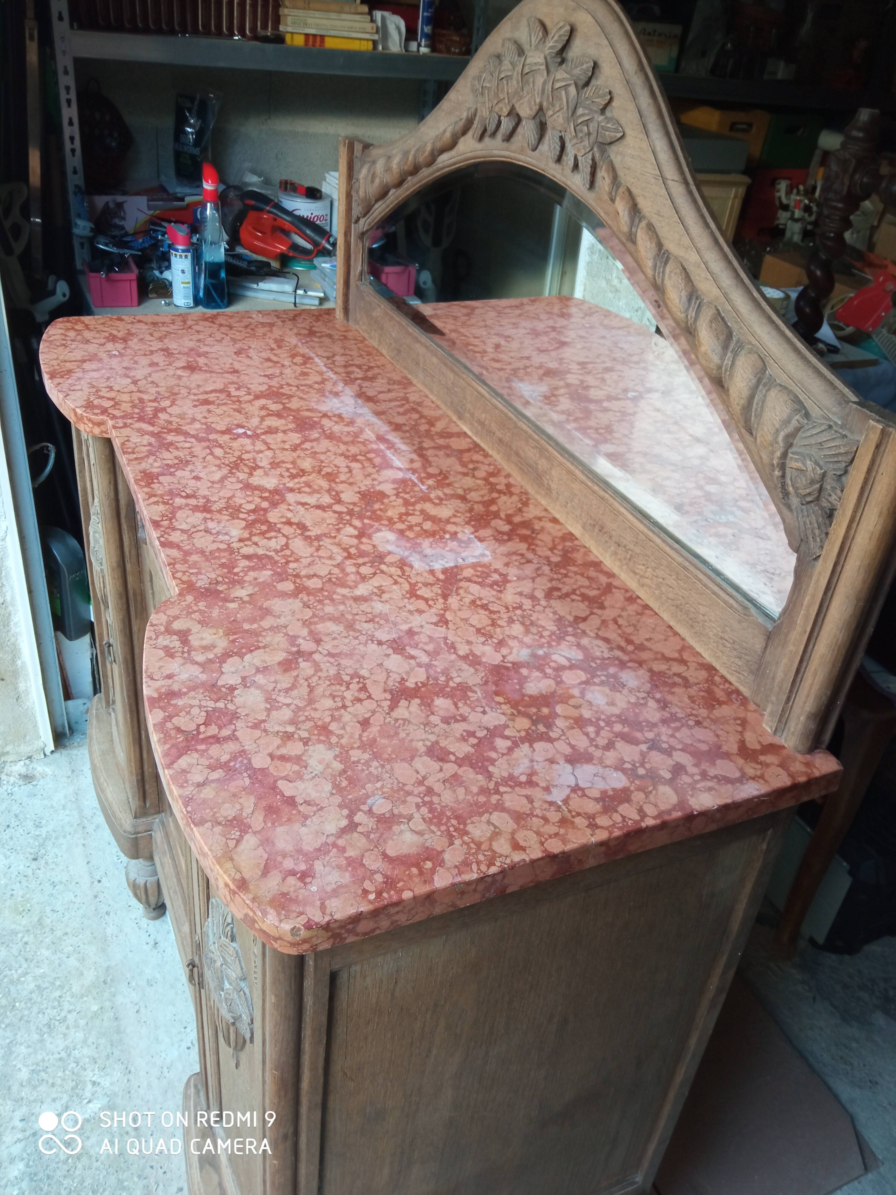 Art Deco serving buffet