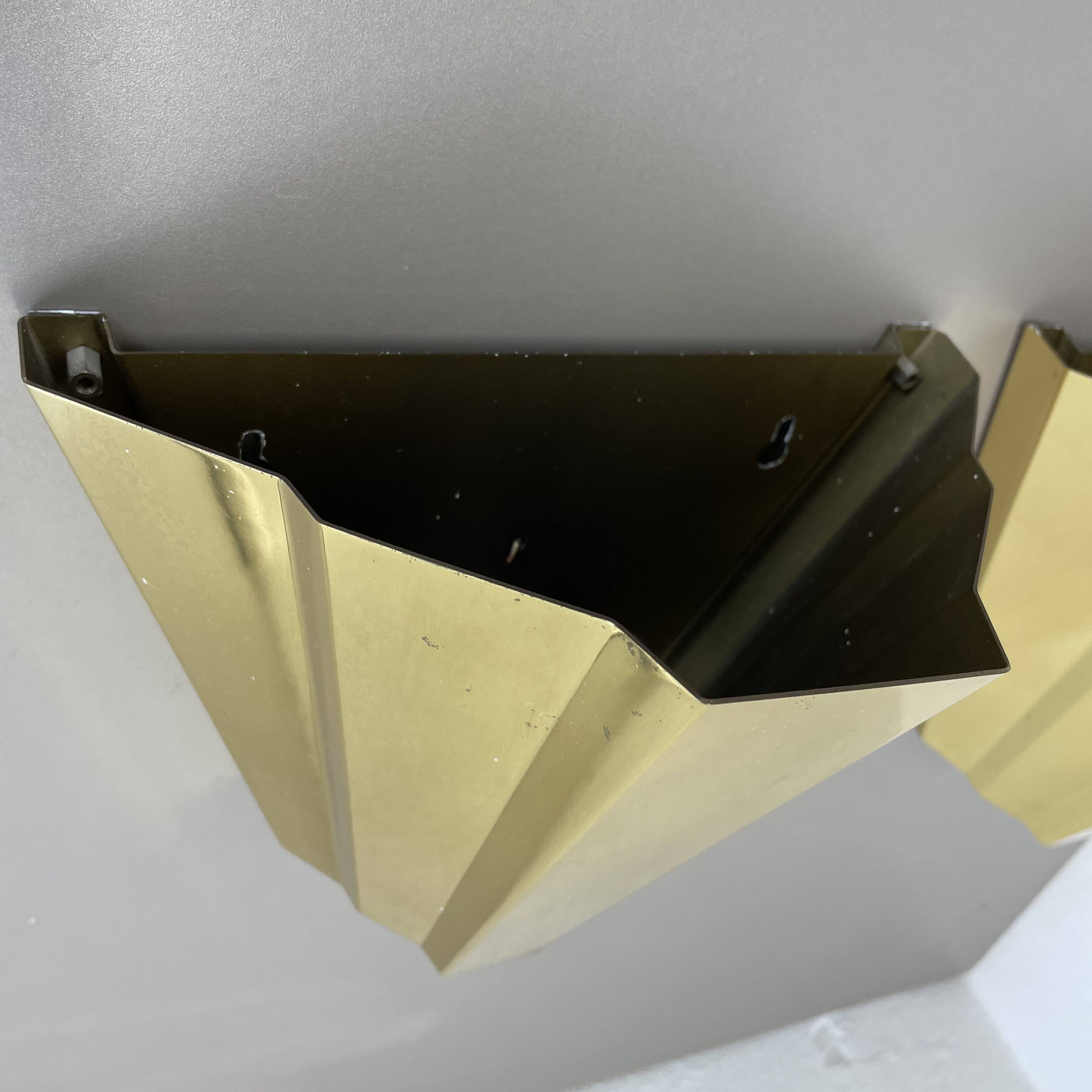 Rare set of 2 cubic solid brass wall light sconces by egoluce, italy 1980s