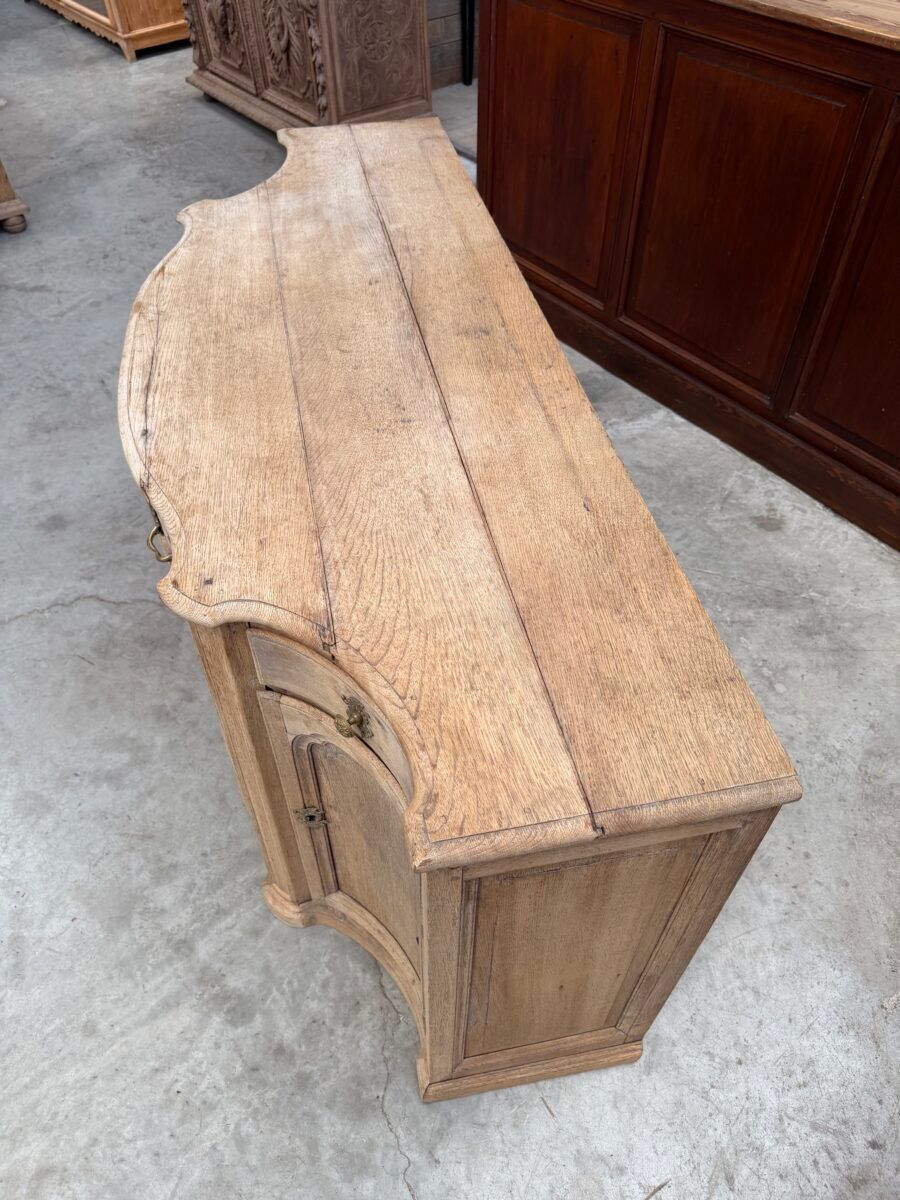 Buffet de château en chêne XIXème