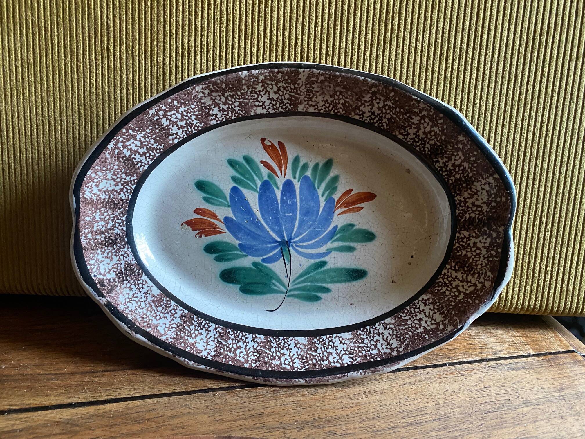 Ceramic plate, antique late 19th - early 20th century, known as "Cul-noir" from Normandy.