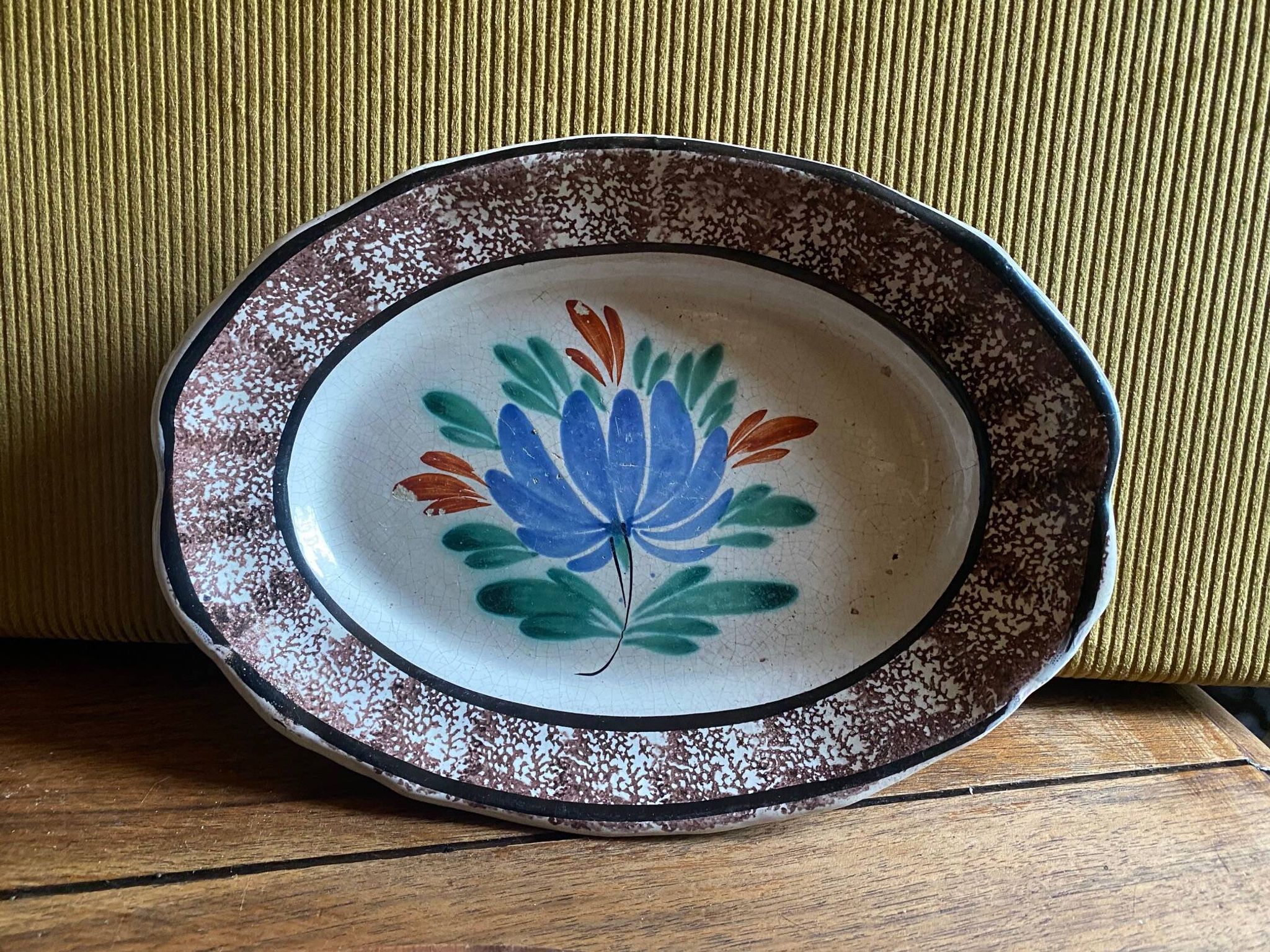Ceramic plate, antique late 19th - early 20th century, known as "Cul-noir" from Normandy.