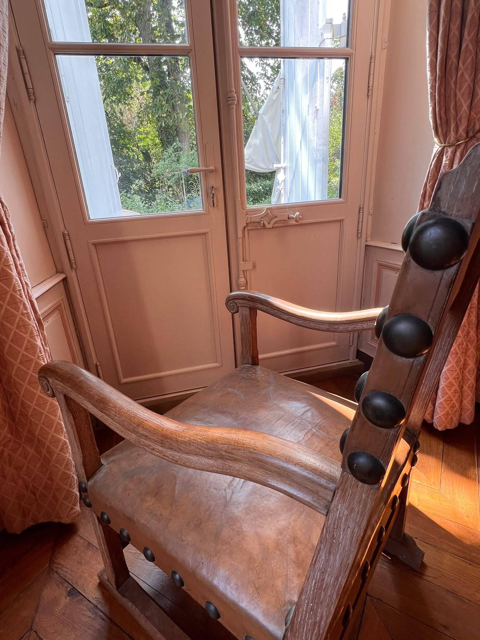 Pair of Renaissance style Spanish armchairs
