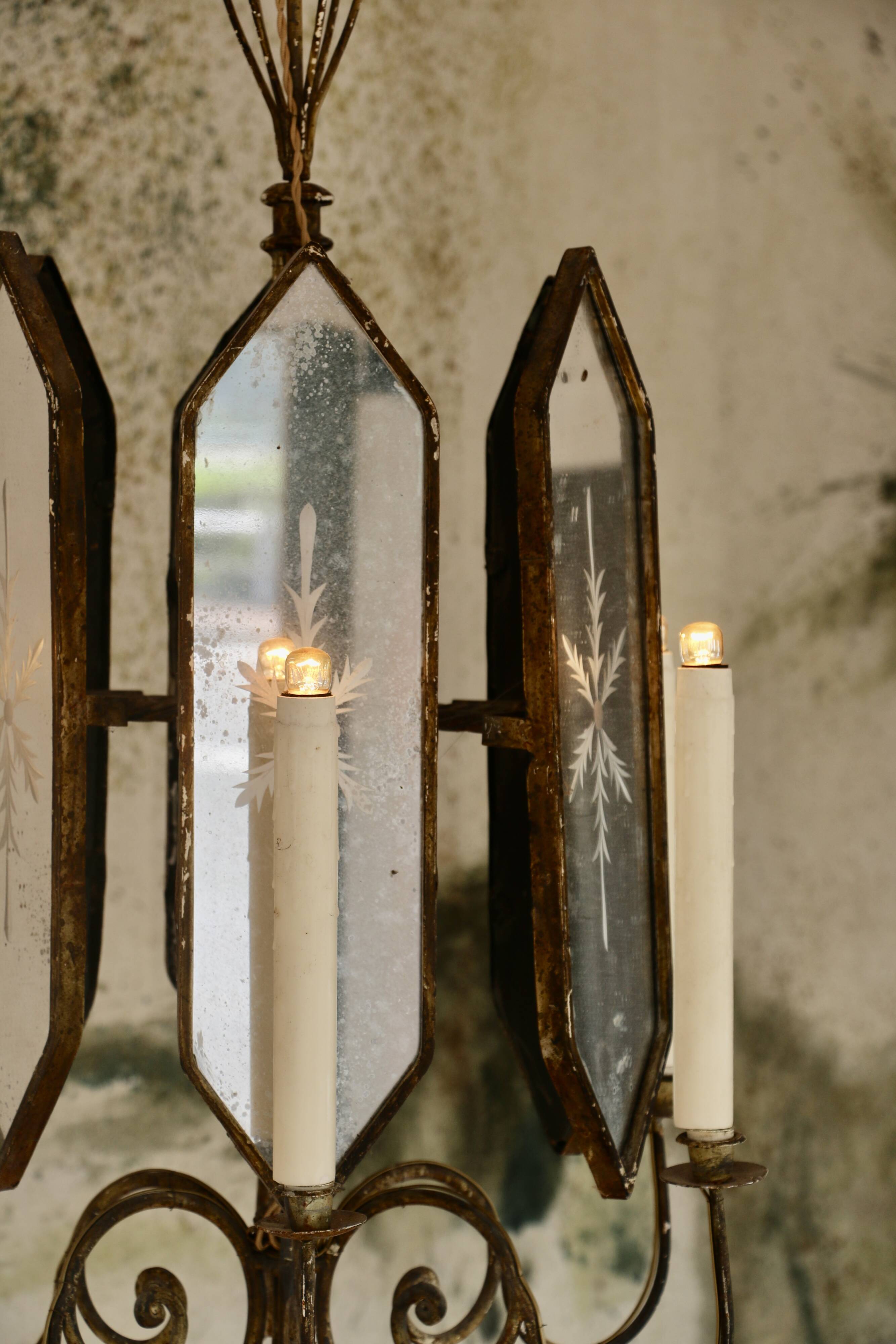 Un grand lustre . France années 40