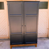 Armoire parisienne
