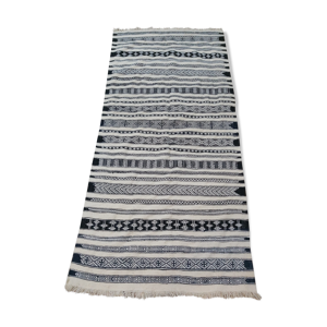 Tapis kilim traditionnel blanc