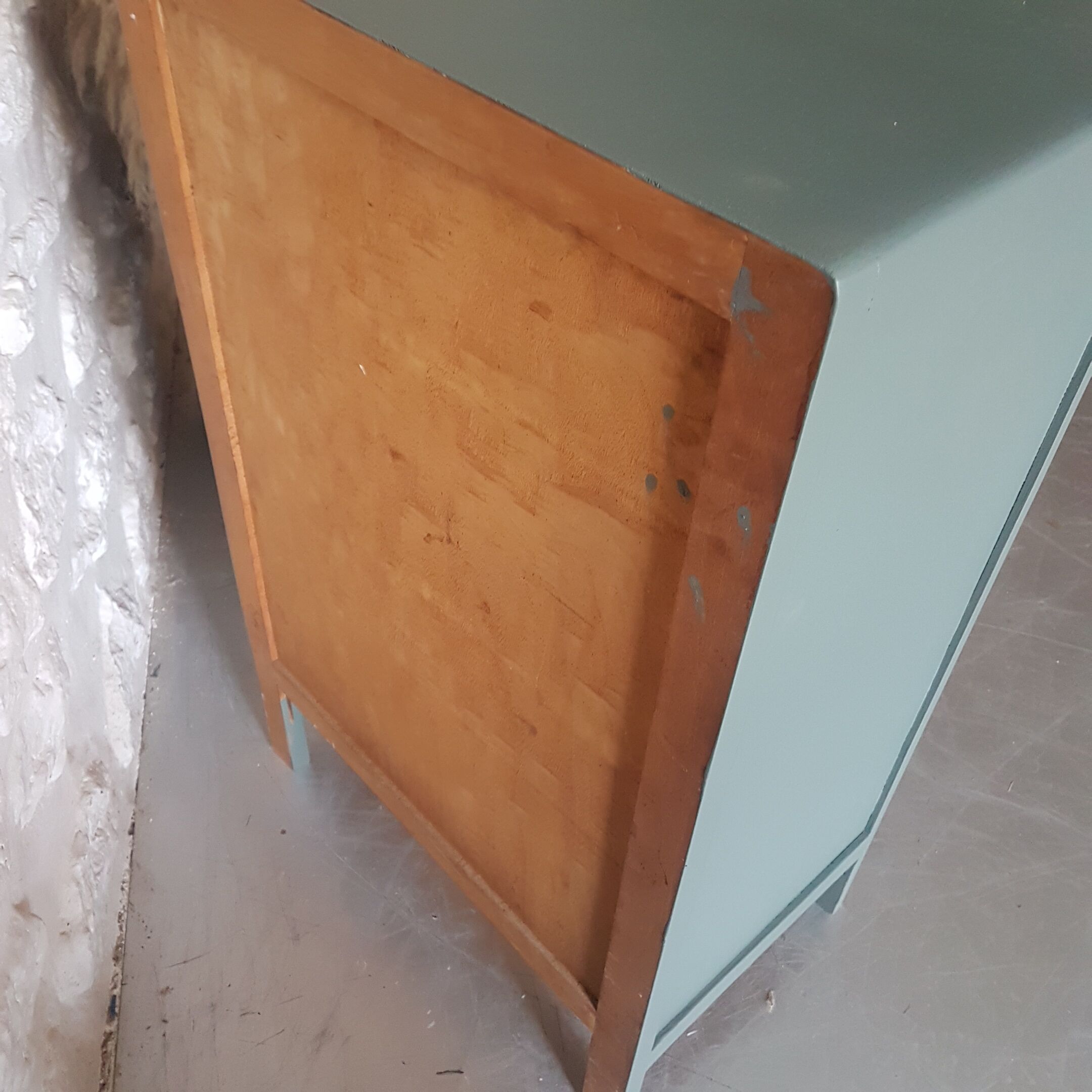 Vintage chest of drawers