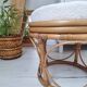 Pouf en rotin et tissu bouclette