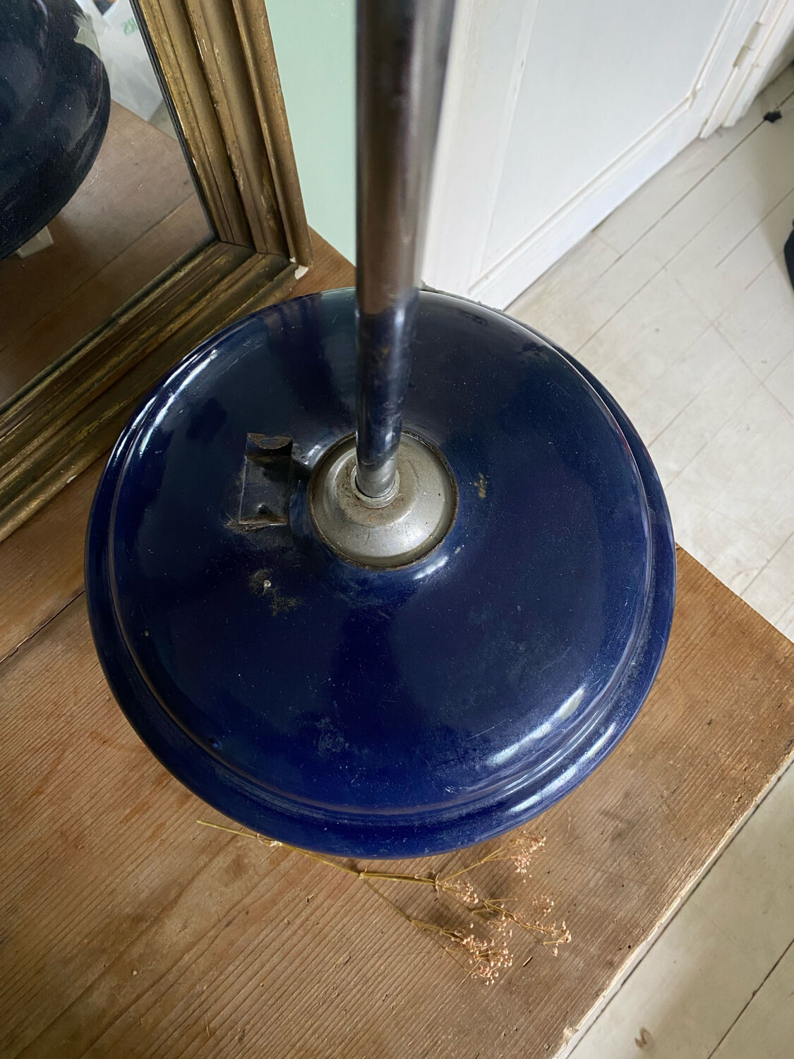 Suspension émaillée bleue